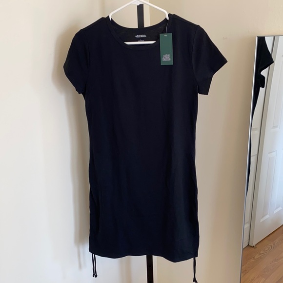 wild fable Dresses & Skirts - Wild Fable Short Sleeve Rouched Side Bodycon Dress